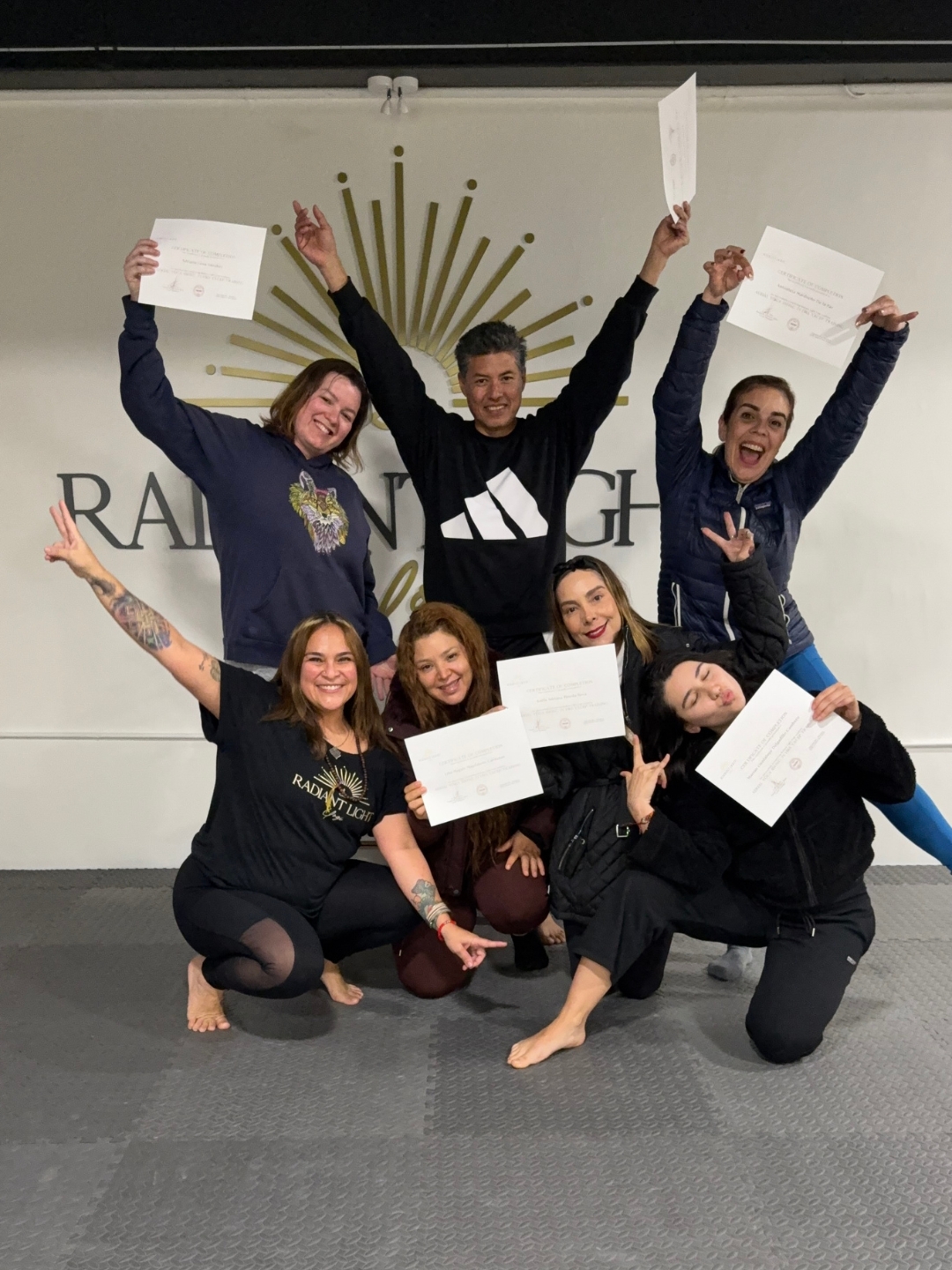 Foto 6 de certificación de yoga en Radiant Light Yogi Academy