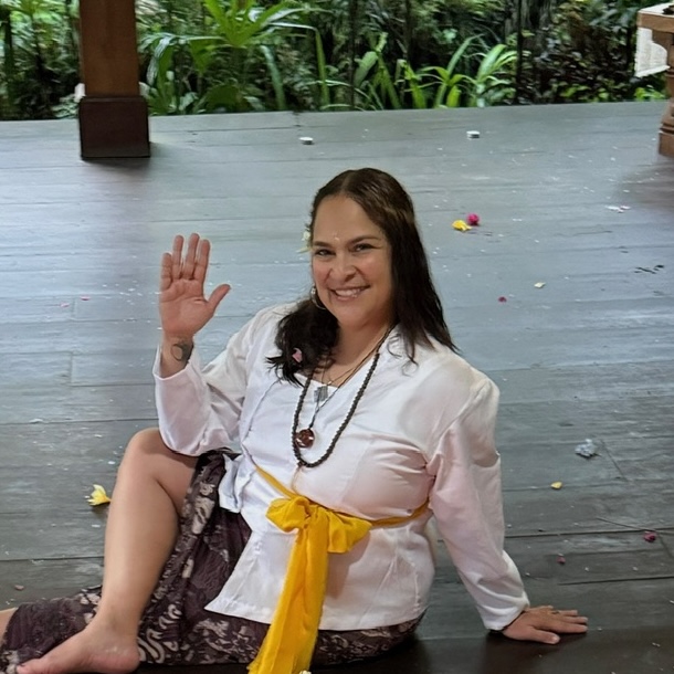 Paula Franco, Lead Trainer de Radiant Light Yogi Academy